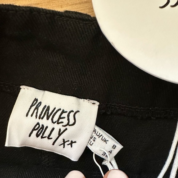 NWT Princess Polly Dylan Shorts in Black Size 4 - Picture 4 of 4